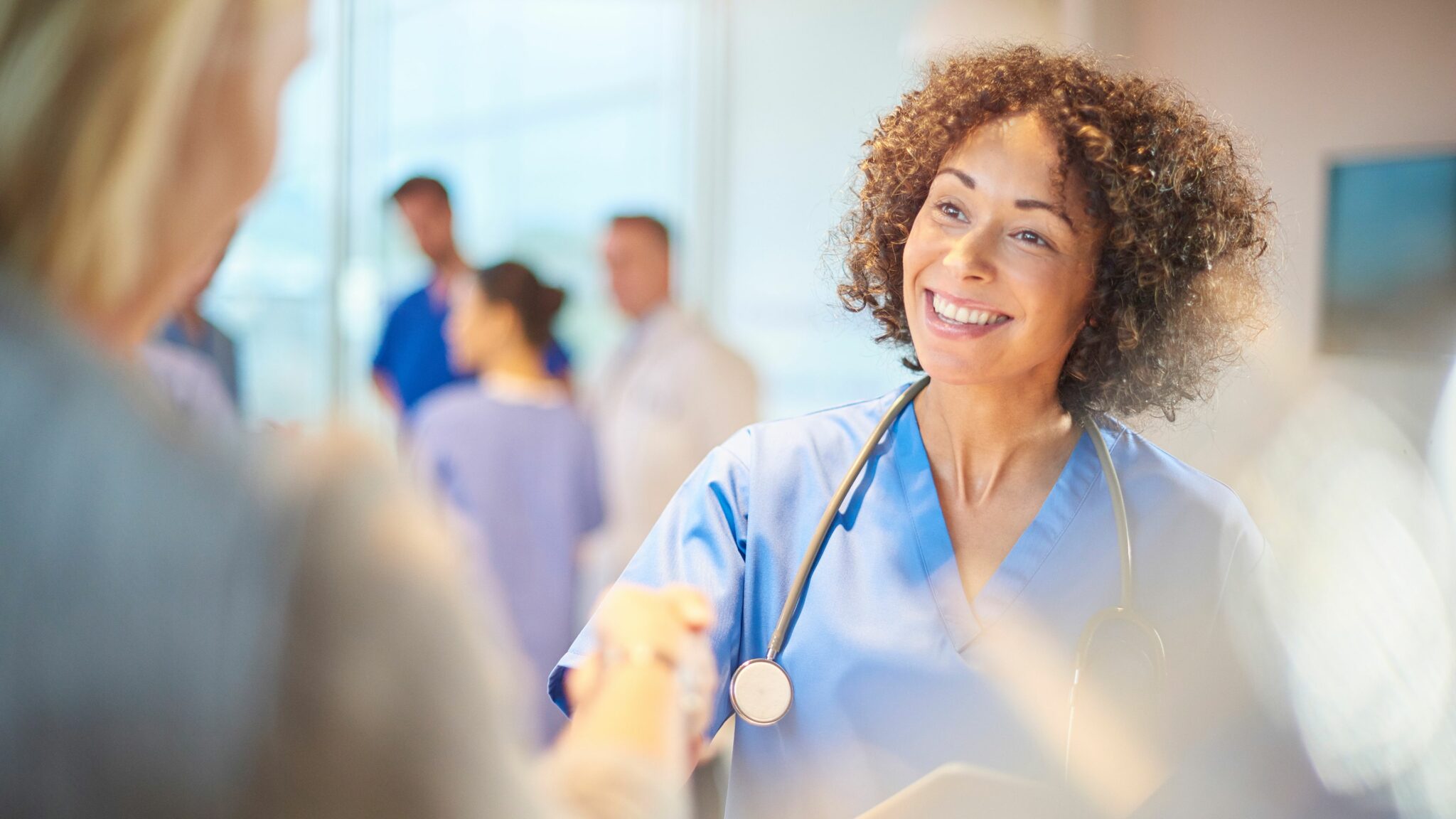 Read more about the article 5 Scenarios in Healthcare That Require an Interpreter